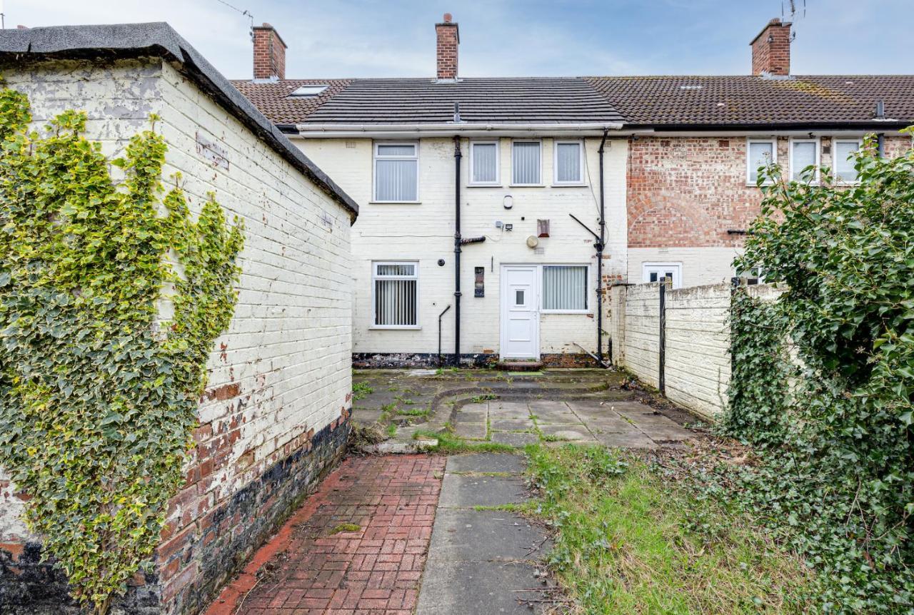George Harrison'S Former 3Bed Home In Liverpool Speke Exteriör bild